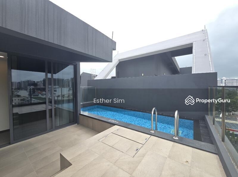 Condominium for Rent: D15, 424012