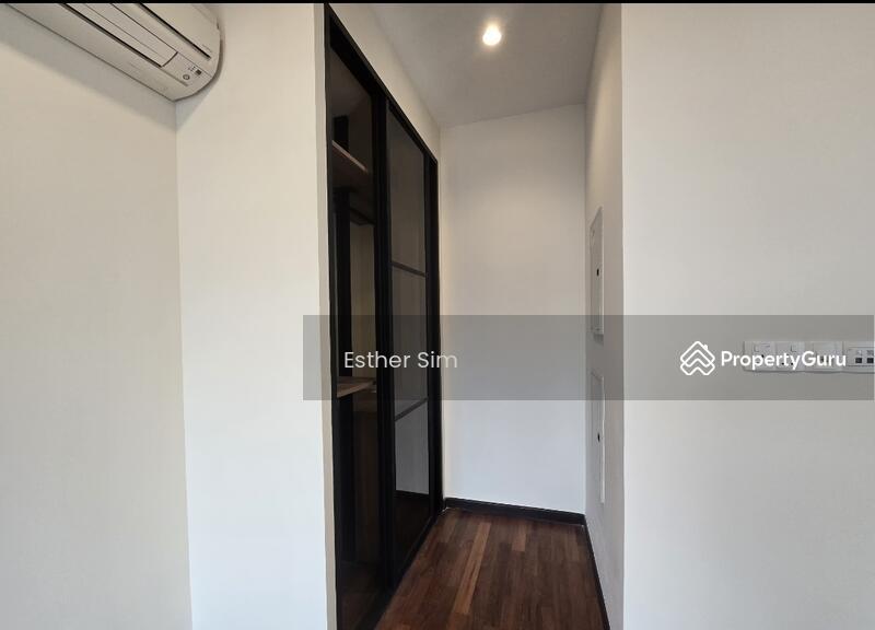 Condominium for Rent: D15, 424012