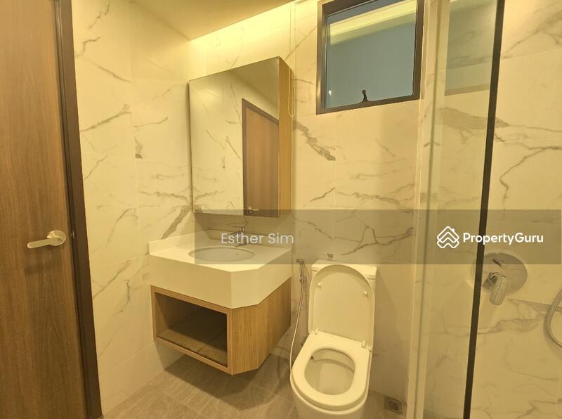 Condominium for Rent: D15, 424012