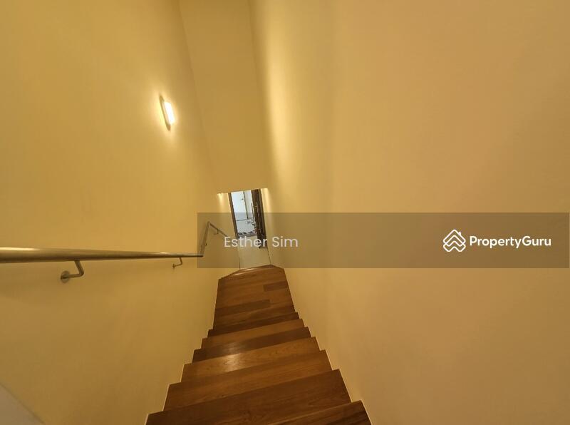 Condominium for Rent: D15, 424012
