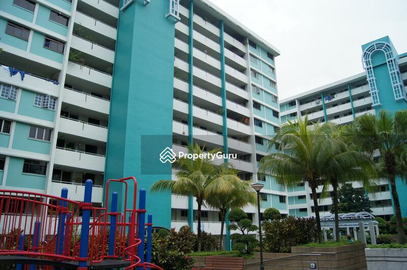 HDB Flat for Rent, 705 Clementi West Street 2, SGD 1,100 | 99-year lease