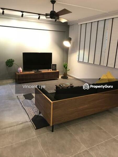 Prop-GPT: HDB Flat: D18  459 Tampines Street 42