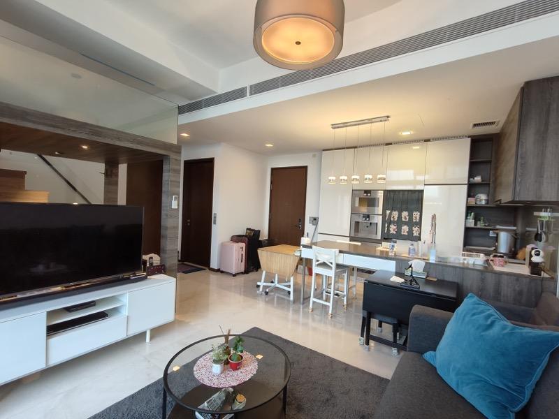 Prop-GPT: Condominium: D09 Cairnhill The Scotts Tower