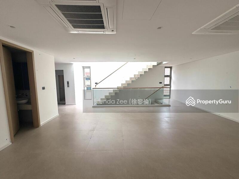 Bungalow for Rent, Newly Built Bungalow with Pool & Lift ? Bukit Timah Vicinity, SGD 48,000 | Freehold