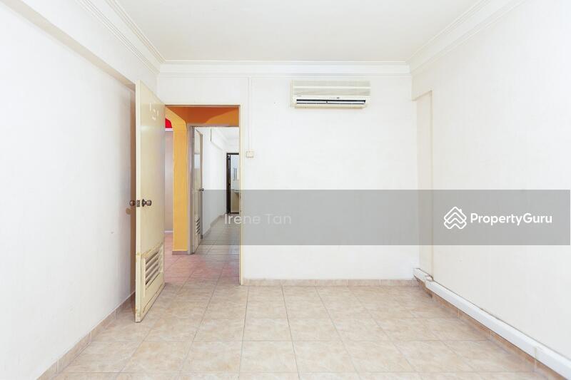 325 Woodlands Street 32