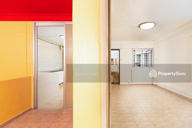 325 Woodlands Street 32