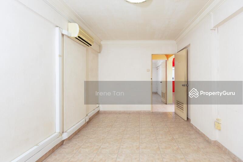 325 Woodlands Street 32