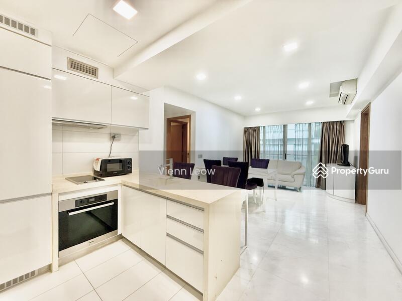 Prop-GPT: Condominium: D09 Cairnhill Suites at Orchard