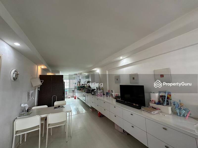 Prop-GPT: HDB Flat: D20  406 Sin Ming Avenue