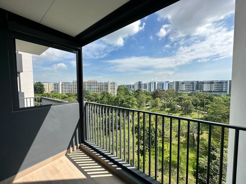 Prop-GPT: Condominium: D18  Treasure at Tampines