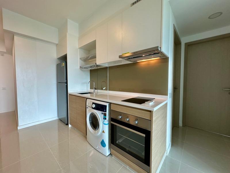 Treasure at Tampines Condominium For Rent, $3,500, 2 Bed 2 Bath 678 sqft $5.16 psf