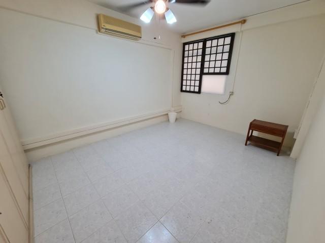 93 Jalan Dua HDB Apartment For Rent, $3,000, 2 Bed 1 Bath 667 sqft $4.50 psf