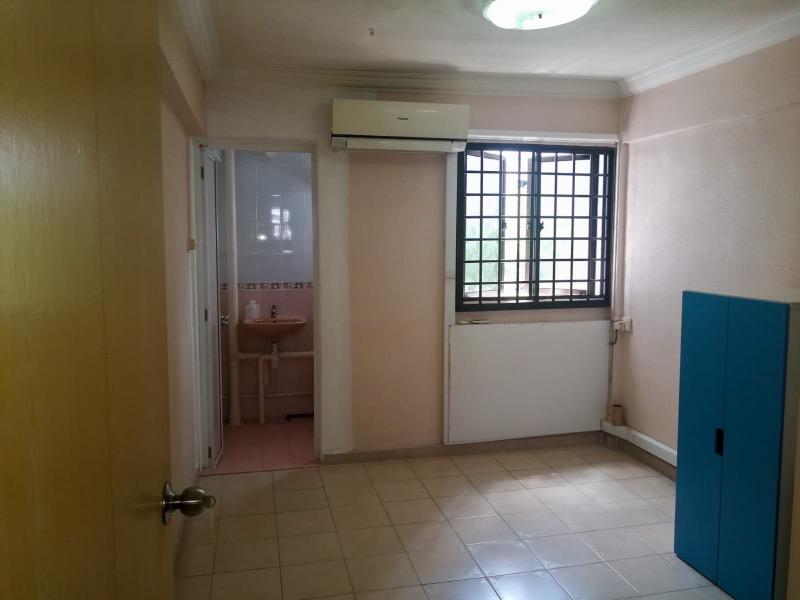 HDB Apartment for Rent, 703 Yishun Avenue 5 HDB Apartment For Rent, $2,800, 2 Bed 2 Bath 721 sqft $3.88 psf, SGD 2,800