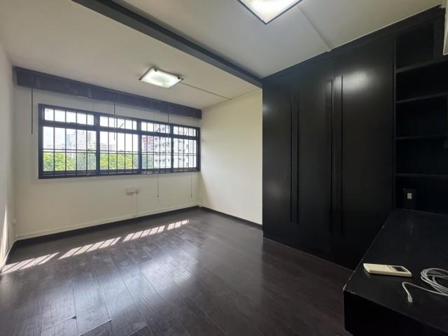 290C Bukit Batok East Avenue 3 HDB Apartment For Rent, $4,200, 4 Bed 2 Bath 1,518 sqft $2.77 psf