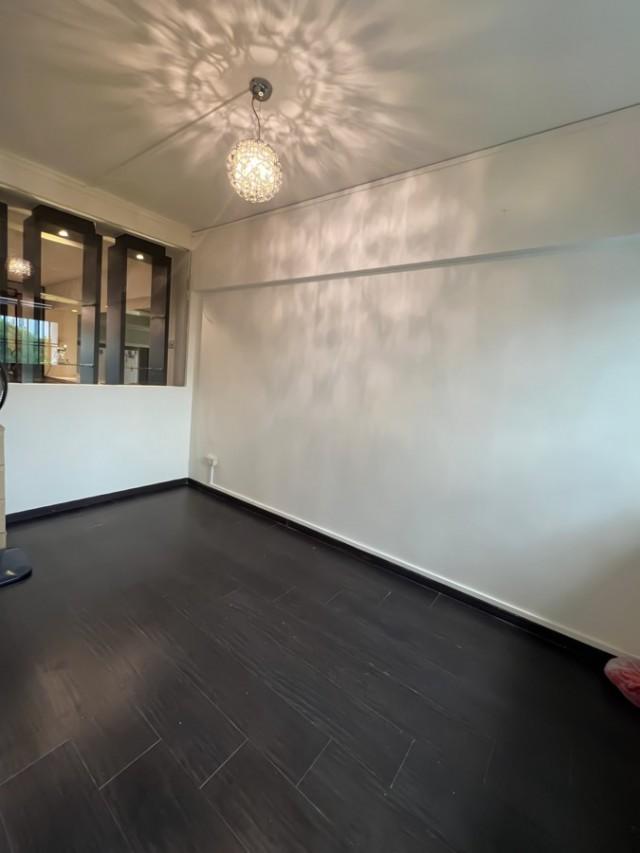 290C Bukit Batok East Avenue 3 HDB Apartment For Rent, $4,200, 4 Bed 2 Bath 1,518 sqft $2.77 psf