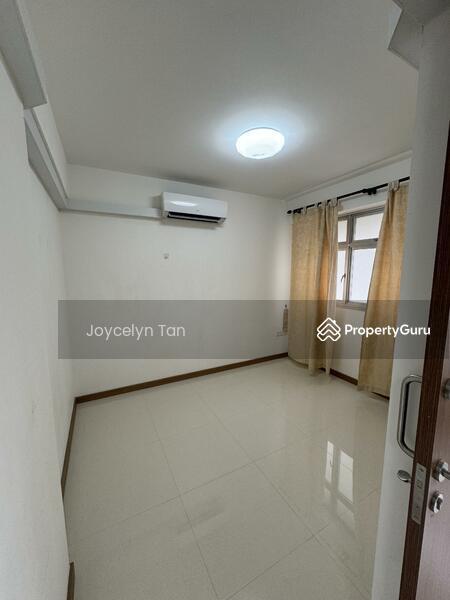 HDB Flat for Rent, 460A Bukit Batok West Avenue 9, SGD 2,600 | 99-year lease