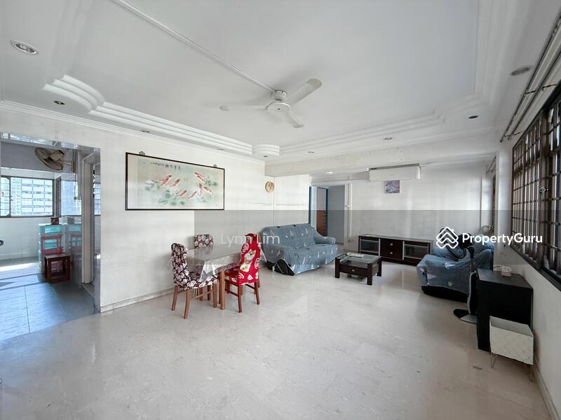 Prop-GPT: HDB Flat: D19  236 Compassvale Walk