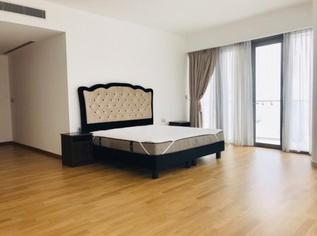 Prop-GPT: Condominium: D01 Cecil One Shenton