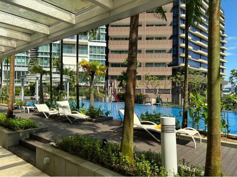 The Rochester Residences Apartment For Rent, $4,350, 1 Bed 1 Bath 840 sqft $5.18 psf