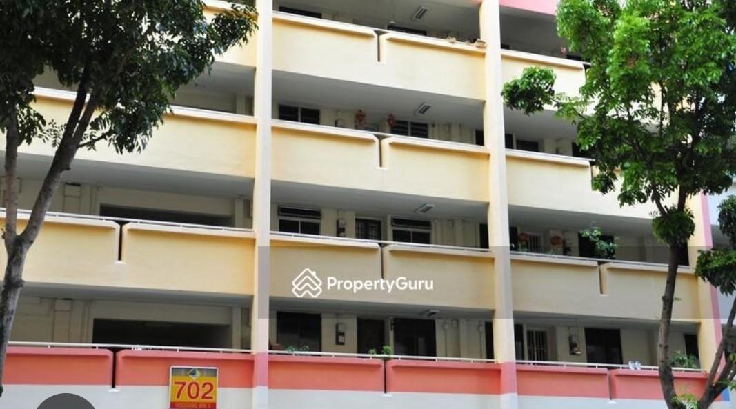 702 Hougang Avenue 2 HDB Apartment Room Rental, $1,200, 1 Bed 2 Bath 1,001 sqft $1.20 psf