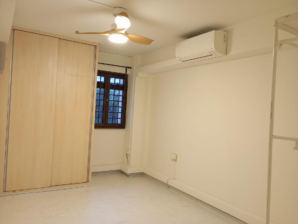 HDB Apartment for Rent: D07, 180010