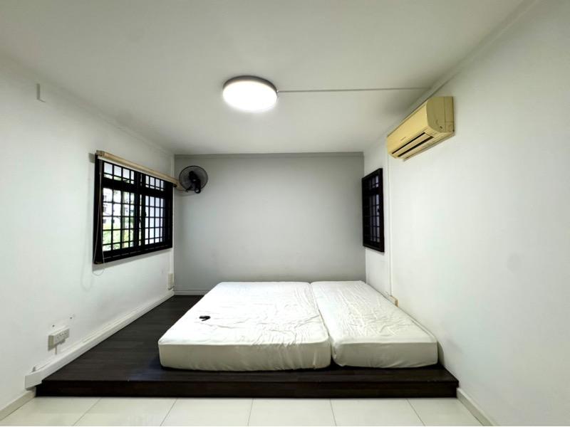 Prop-GPT: HDB Apartment: D19  204D Compassvale Drive