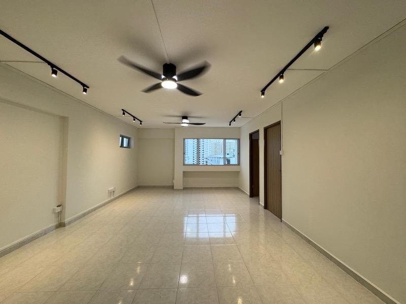 HDB Apartment for Rent, 33 Balam Road HDB Apartment For Rent, $4,000, 3 Bed 2 Bath 1,130 sqft $3.54 psf, SGD 4,000 | 99-year Leasehold