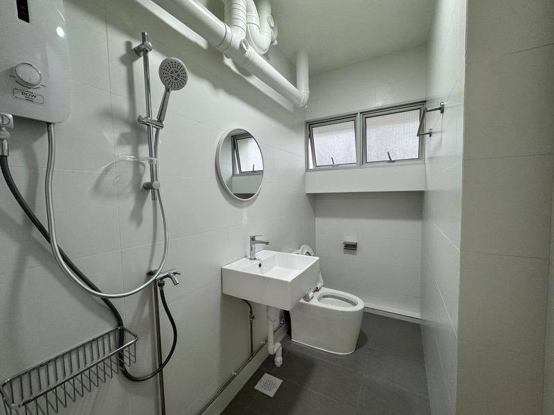 HDB Apartment for Rent, 33 Balam Road HDB Apartment For Rent, $4,000, 3 Bed 2 Bath 1,130 sqft $3.54 psf, SGD 4,000 | 99-year Leasehold