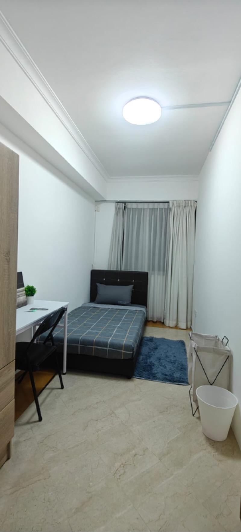 Condominium for Rent, Emerald Garden Condominium Room Rental, $1,450, 1 Bed 1 Bath 250 sqft $5.80 psf, SGD 1,450 | 999-year Leasehold