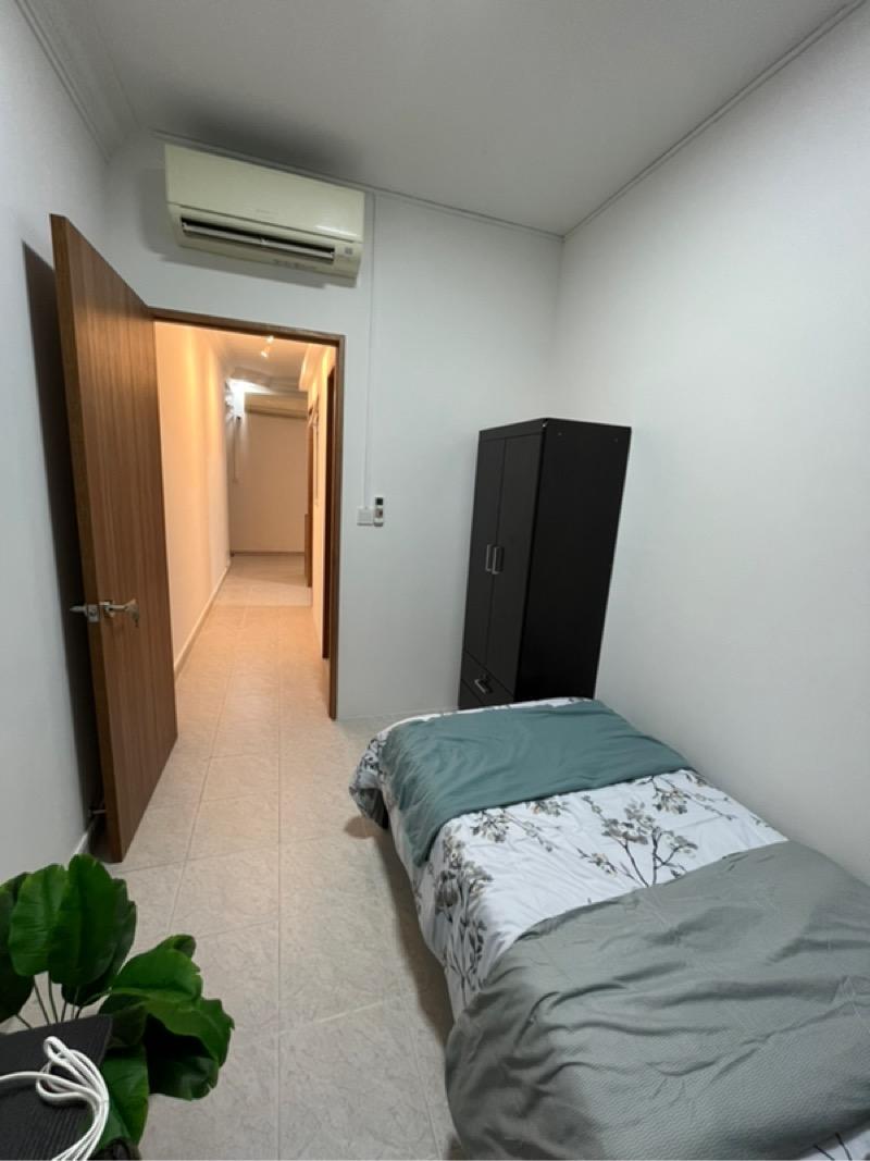 Condominium for Rent, Central Green Condominium Room Rental, $1,400, 1 Bed 1 Bath 100 sqft $14.00 psf, SGD 1,400 | 99-year Leasehold