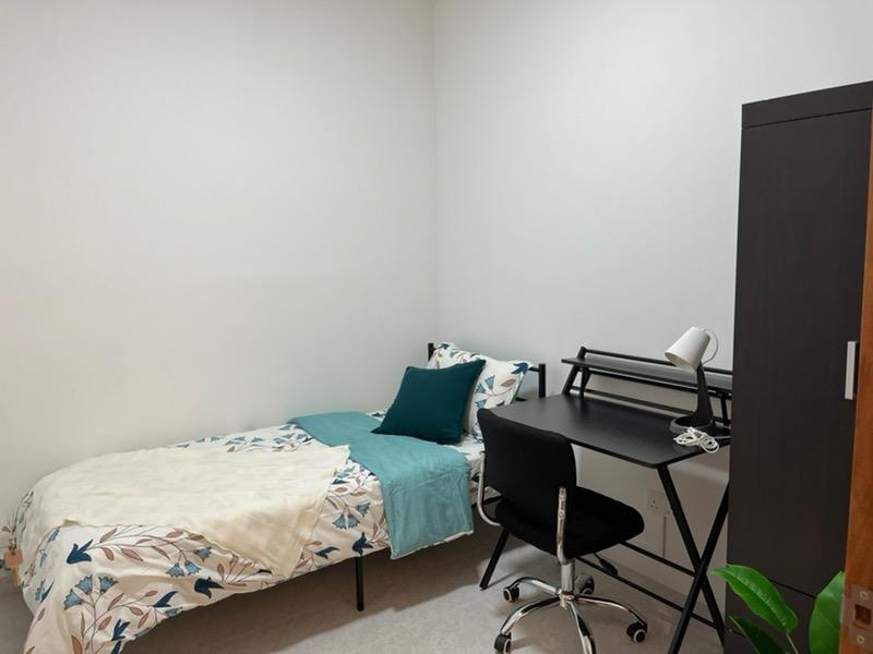 Condominium for Rent, Central Green Condominium Room Rental, $1,400, 1 Bed 1 Bath 100 sqft $14.00 psf, SGD 1,400 | 99-year Leasehold