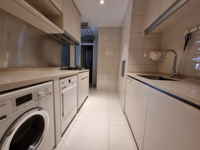 Condominium for Rent, Marina One Residences Condominium For Rent, $13,800, 2 Bed 3 Bath 1,528 sqft $9.03 psf, SGD 13,800 | 99-year Leasehold