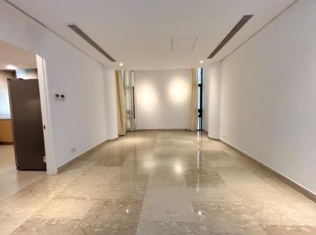Prop-GPT: Apartment: D10  The Colonnade