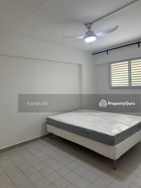 HDB Flat for Rent, 270 Yishun Street 22, SGD 3,000 | 99-year lease