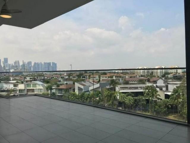 Condominium for Rent: D04