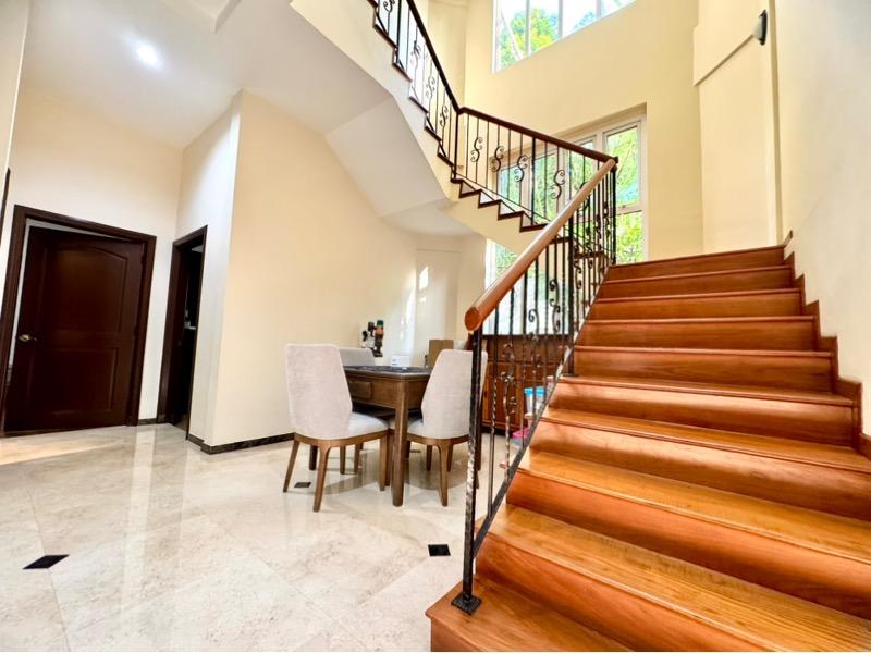 Renovated modern bungalow, covered pool, serene and quiet, mins to MRT & schools! Bungalow House For Rent, $22,000, 5 Bed 6 Bath 5,200 sqft $4.23 psf