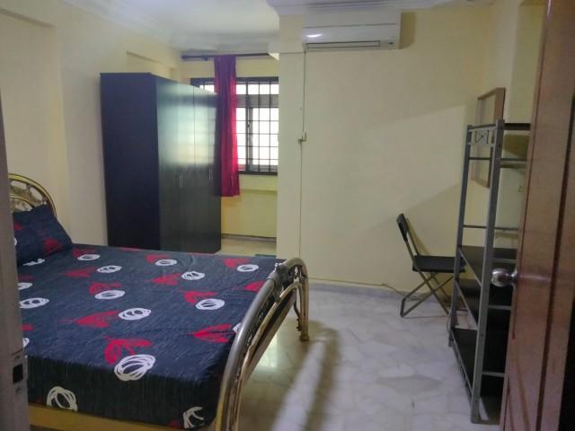 Prop-GPT: HDB Apartment: D22 Boon Lay 816 Jurong West Street 81