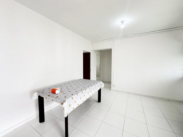 Prop-GPT: HDB Apartment: D25  743 Woodlands Circle