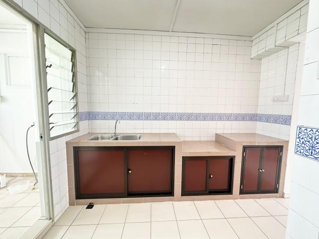 743 Woodlands Circle HDB Apartment For Rent, $3,200, 3 Bed 2 Bath 969 sqft $3.30 psf
