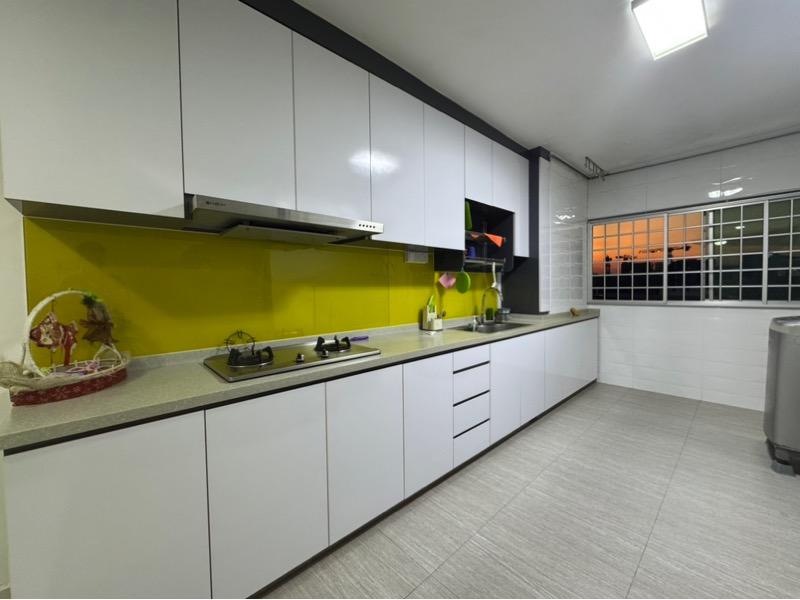 513 Ang Mo Kio Avenue 8 HDB Apartment For Rent, $3,000, 3 Bed 2 Bath 721 sqft $4.16 psf