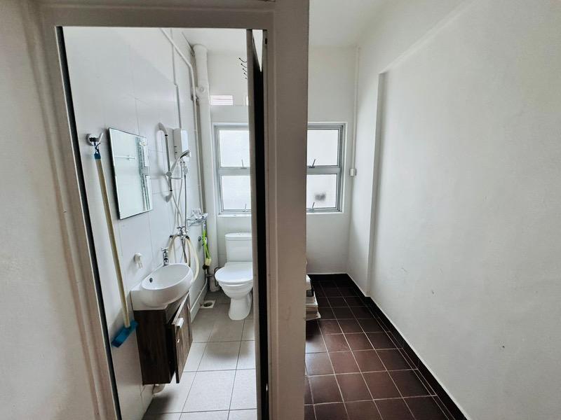 Botanic Gardens View Apartment For Rent, $5,800, 2 Bed 2 Bath 1,259 sqft $4.61 psf