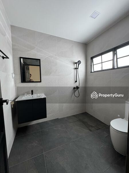 Semi-Detached for Rent: D11, 298791