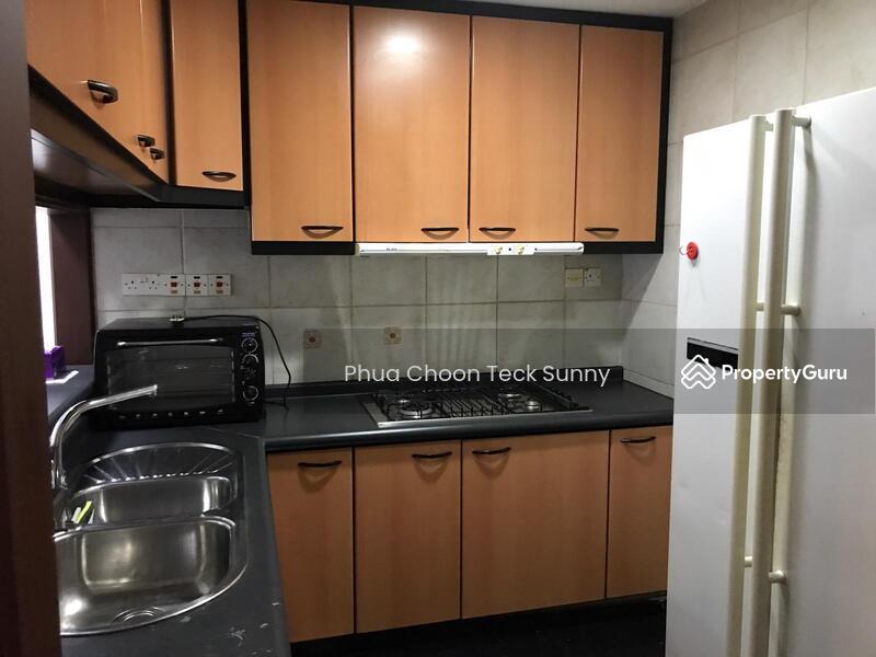 Apartment for Rent, UE Square, SGD 4,300 | 999-year lease