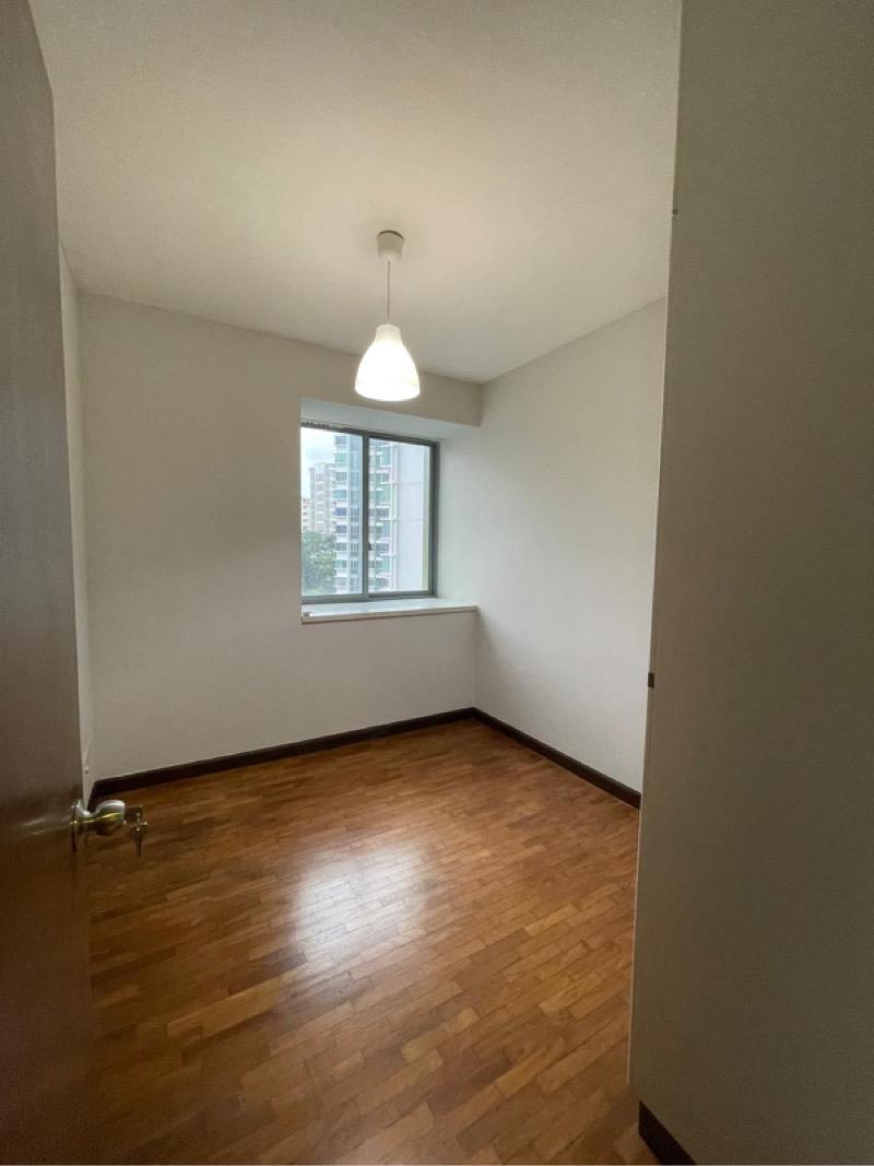 Tanamera Crest Condominium For Rent, $4,700, 3 Bed 2 Bath 1,173 sqft $4.01 psf