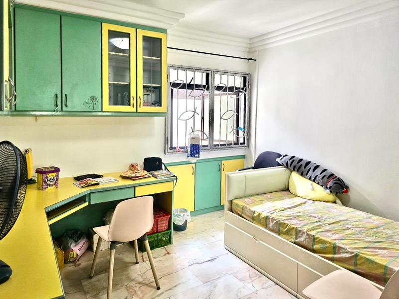 HDB Apartment for Rent, 518 Jelapang Road HDB Apartment Room Rental, $700, 1 Bed 1 Bath 1,291 sqft $0.54 psf, SGD 700 | 99-year Leasehold