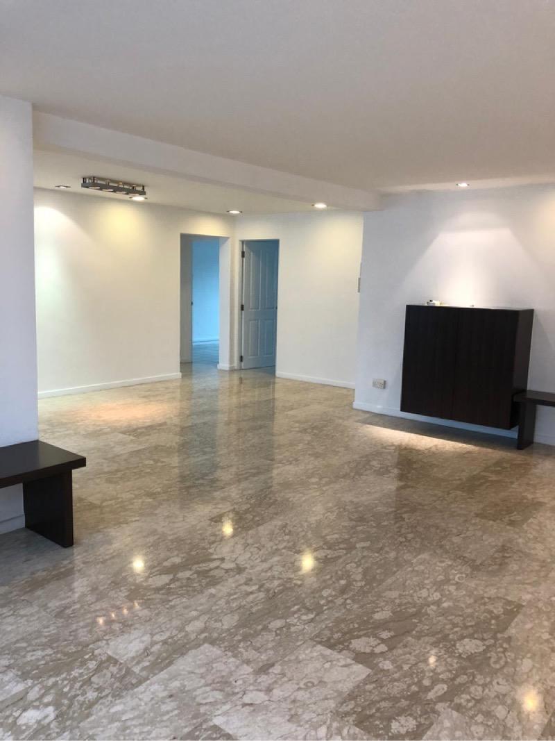 Prop-GPT: HDB Apartment: D22 Boon Lay 437 Jurong West Avenue 1