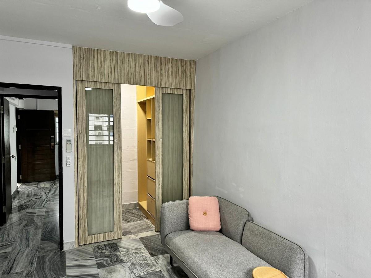 Prop-GPT: HDB Apartment: D20 Ang Mo Kio 301 Ang Mo Kio Avenue 3