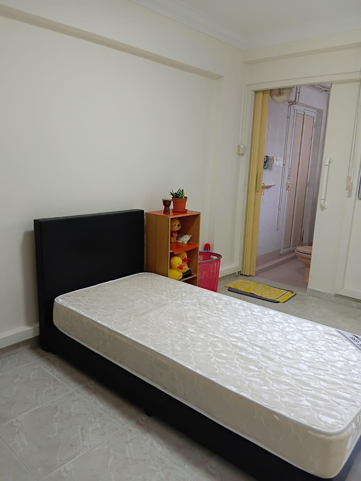Prop-GPT: HDB Apartment: D23 Bukit Batok 365 Bukit Batok Street 31