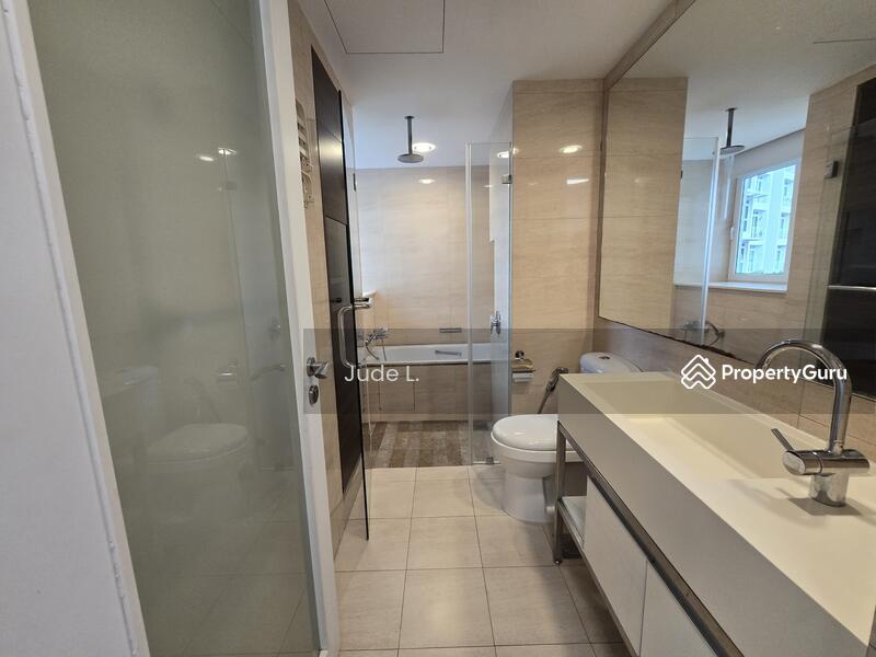 Condominium for Rent: D05, 127476