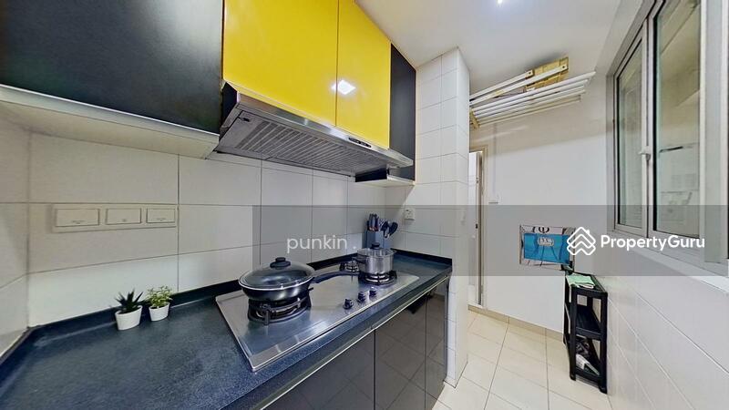Condominium for Rent: D19, 548189